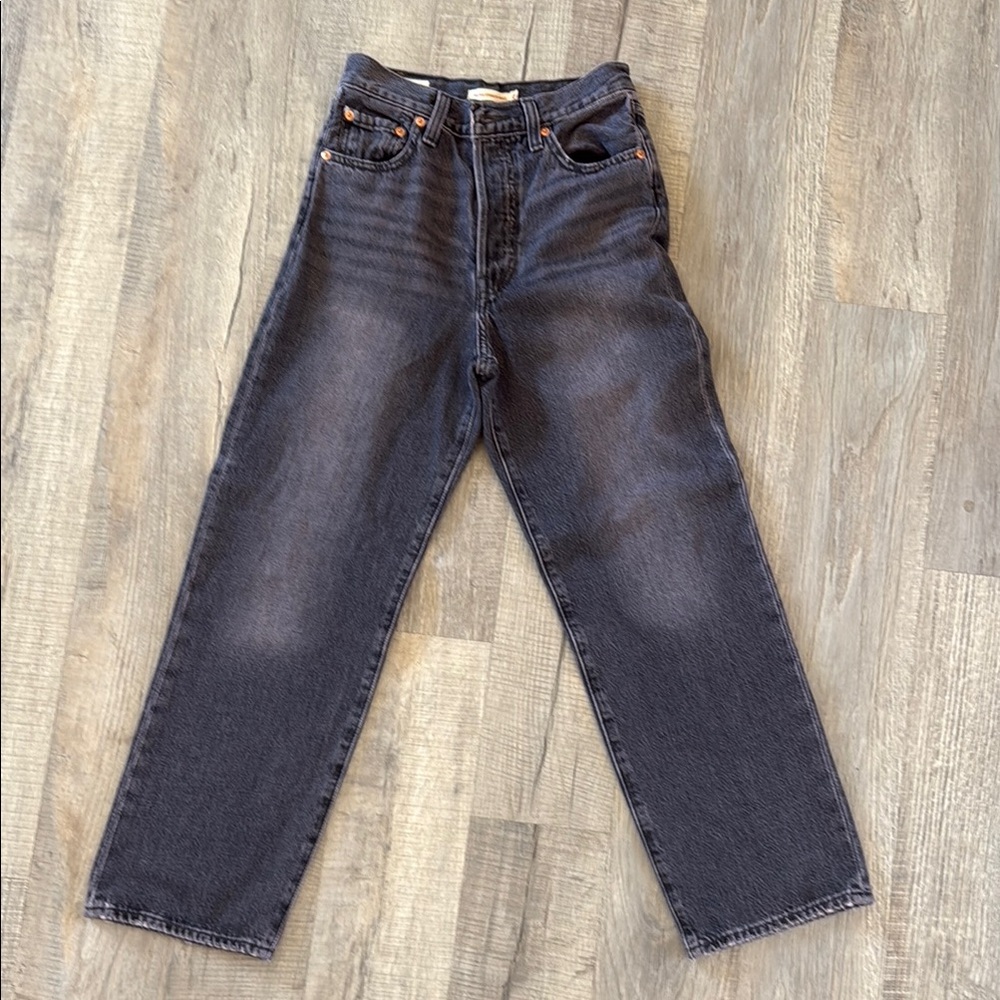 Levi’s Black Jeans